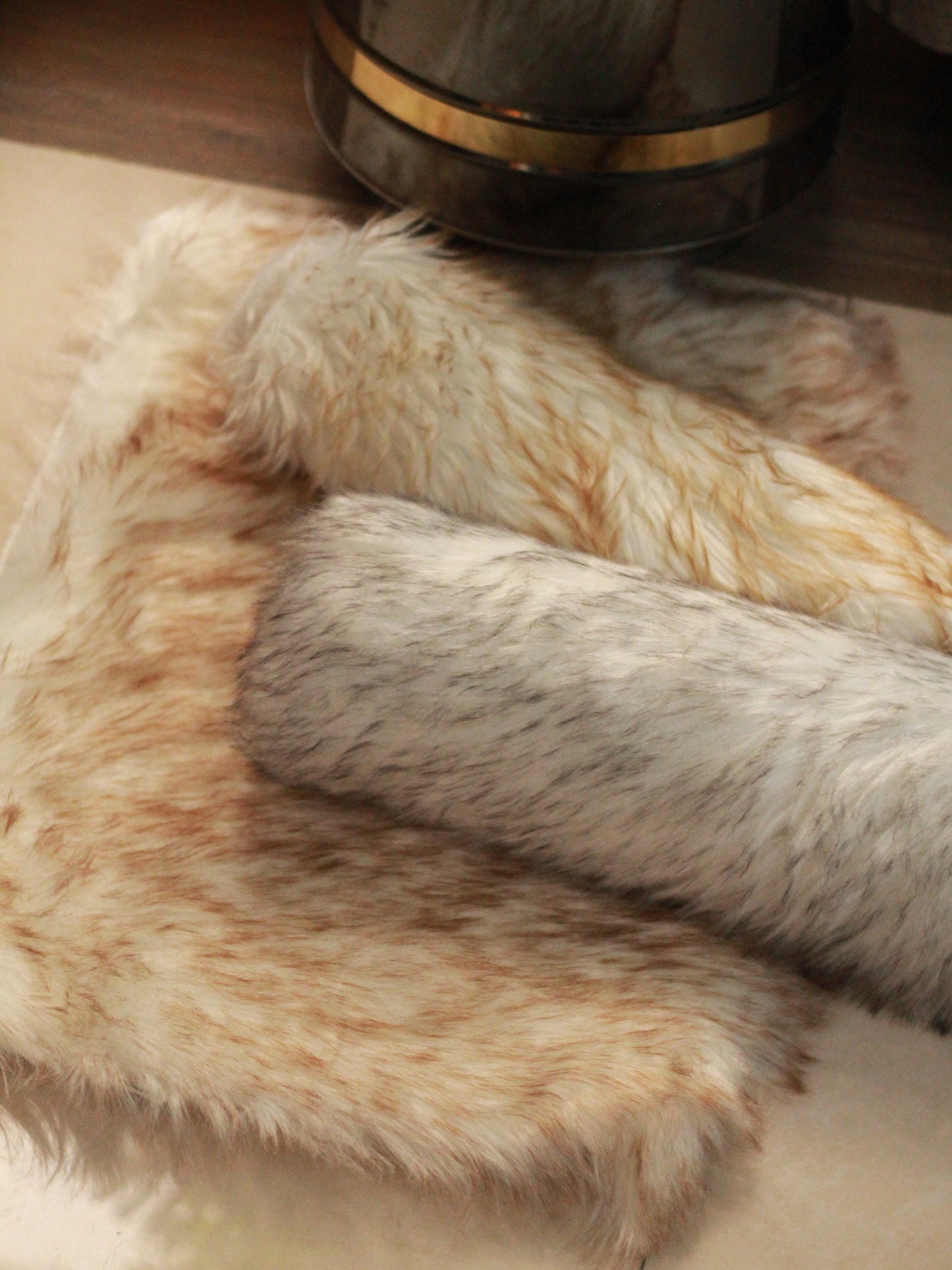 Dual Color Faux Sheepskin Mat