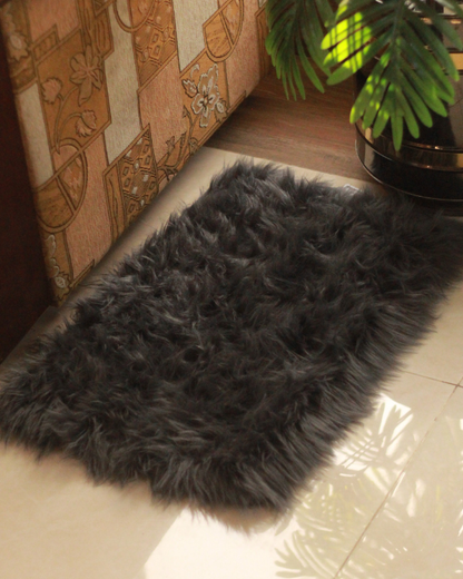 Faux Sheepskin Mat