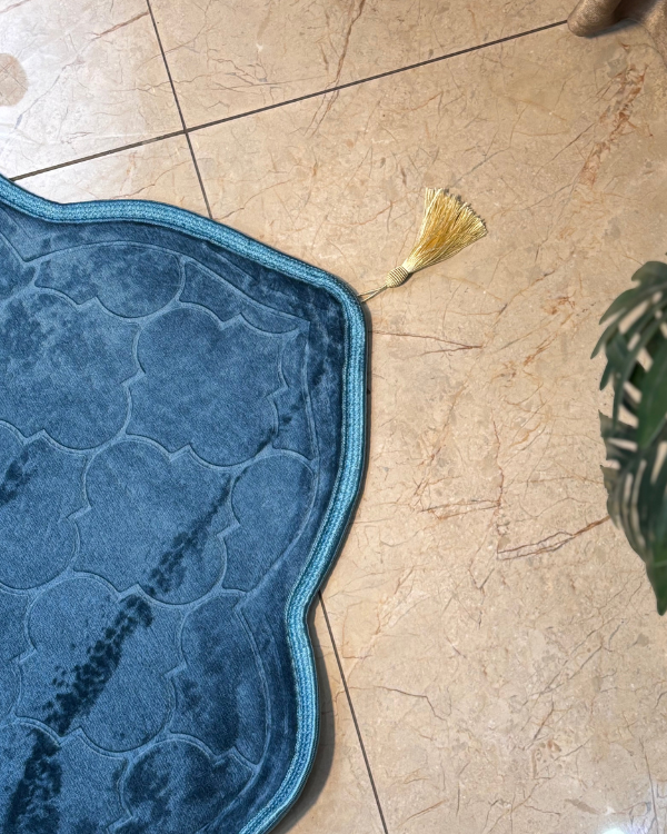 Embossed Chenille Janamaz