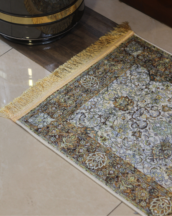 White&Biege Century Mat