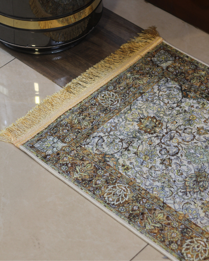 White&Biege Century Mat