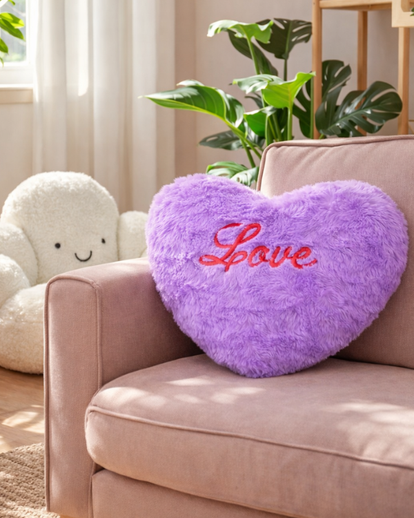 Dreamy Heart Fur Cushion Cover