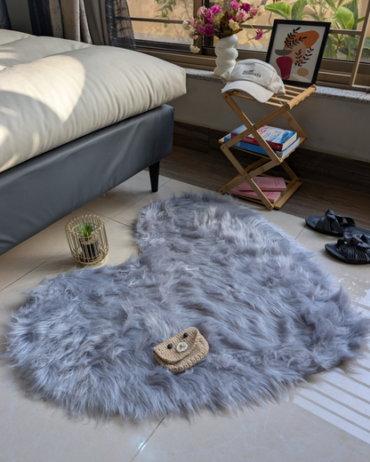 Fluffy Heart Fur Rug