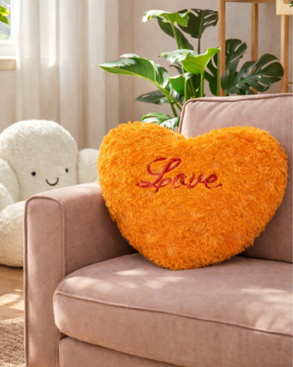 Dreamy Heart Fur Cushion Cover